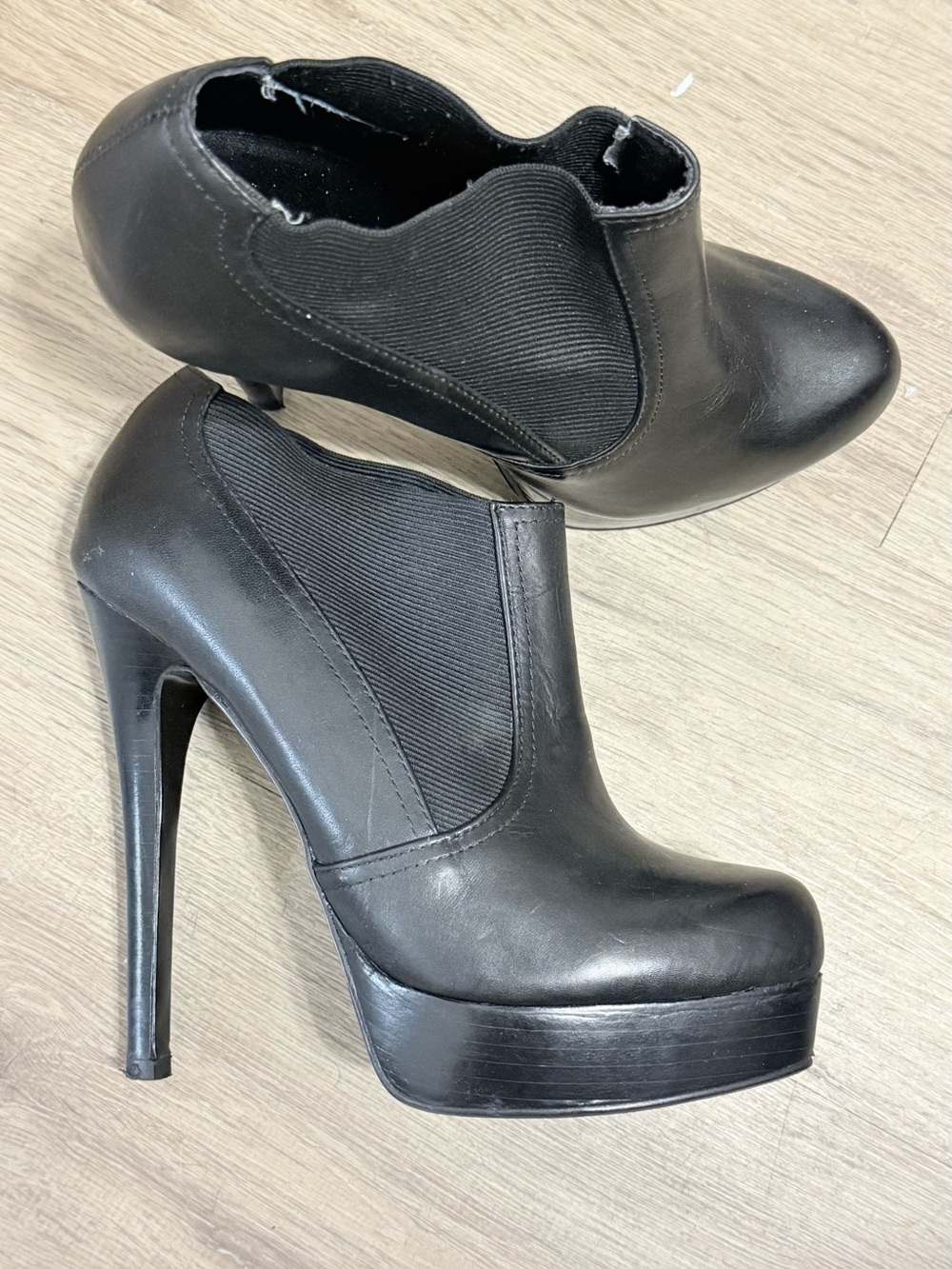 Chinese Laundry Black Platform High-Heel Ankle Boots